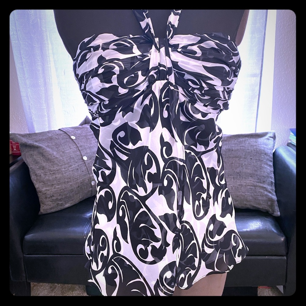 White House Black Market silk top size 4